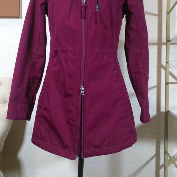 Free Tech Jacket Coat Weather Resistant Zip Burgundy Hooded Fleece Lined Women S - Picture 3 of 9